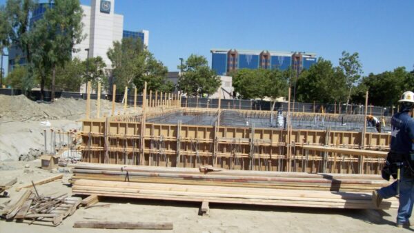 Cerritos Business Center, Cerritos CA - Image 33